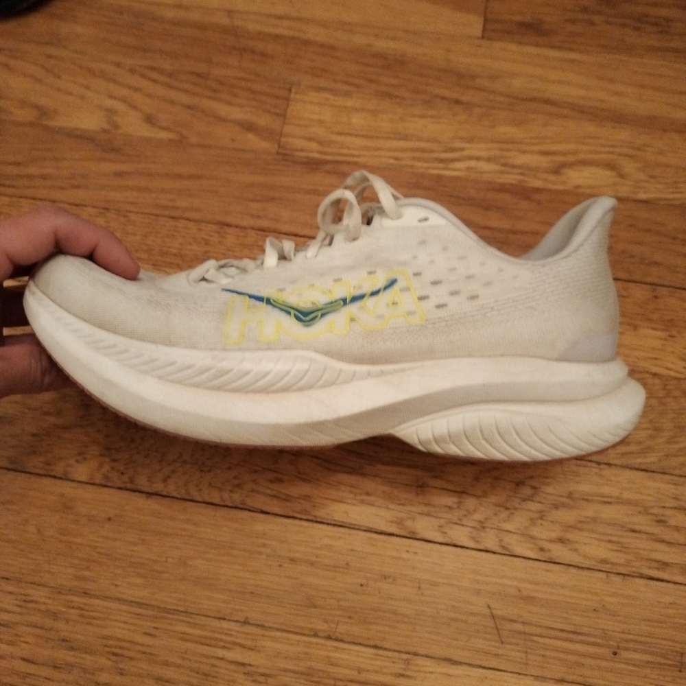 Hoka Mach 6